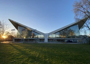 Außenansicht Alsterschwimmhalle