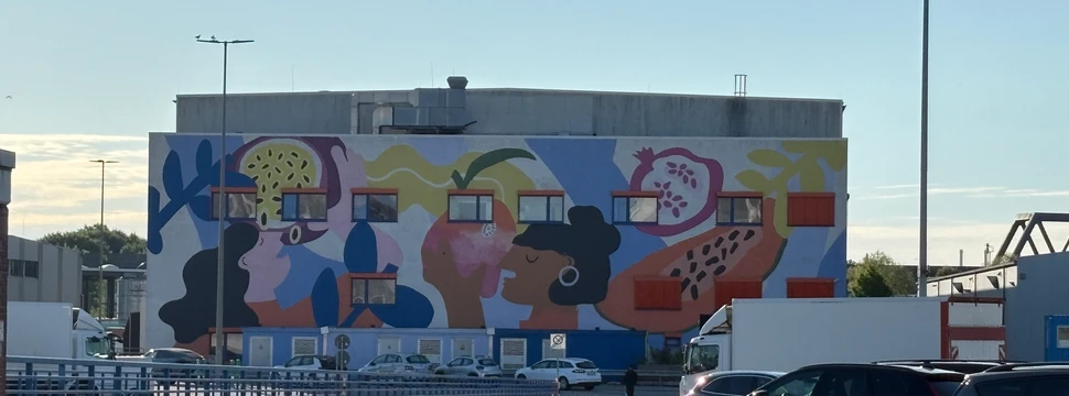 Außenansicht mit Mural des Gebäudes des Deutschen Zusatzstoffmuseums