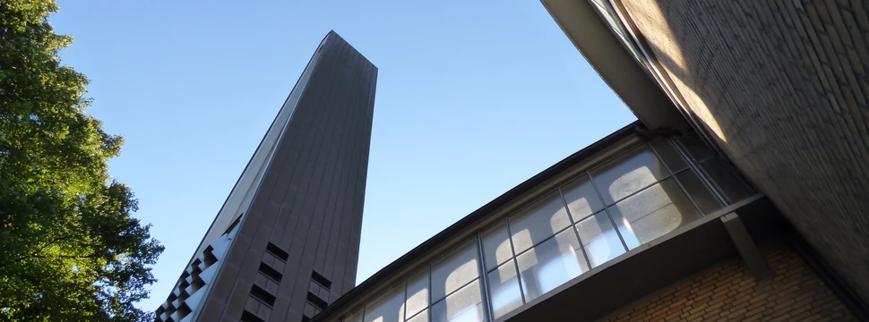 Hammer Kirche aus Perspektive von unten